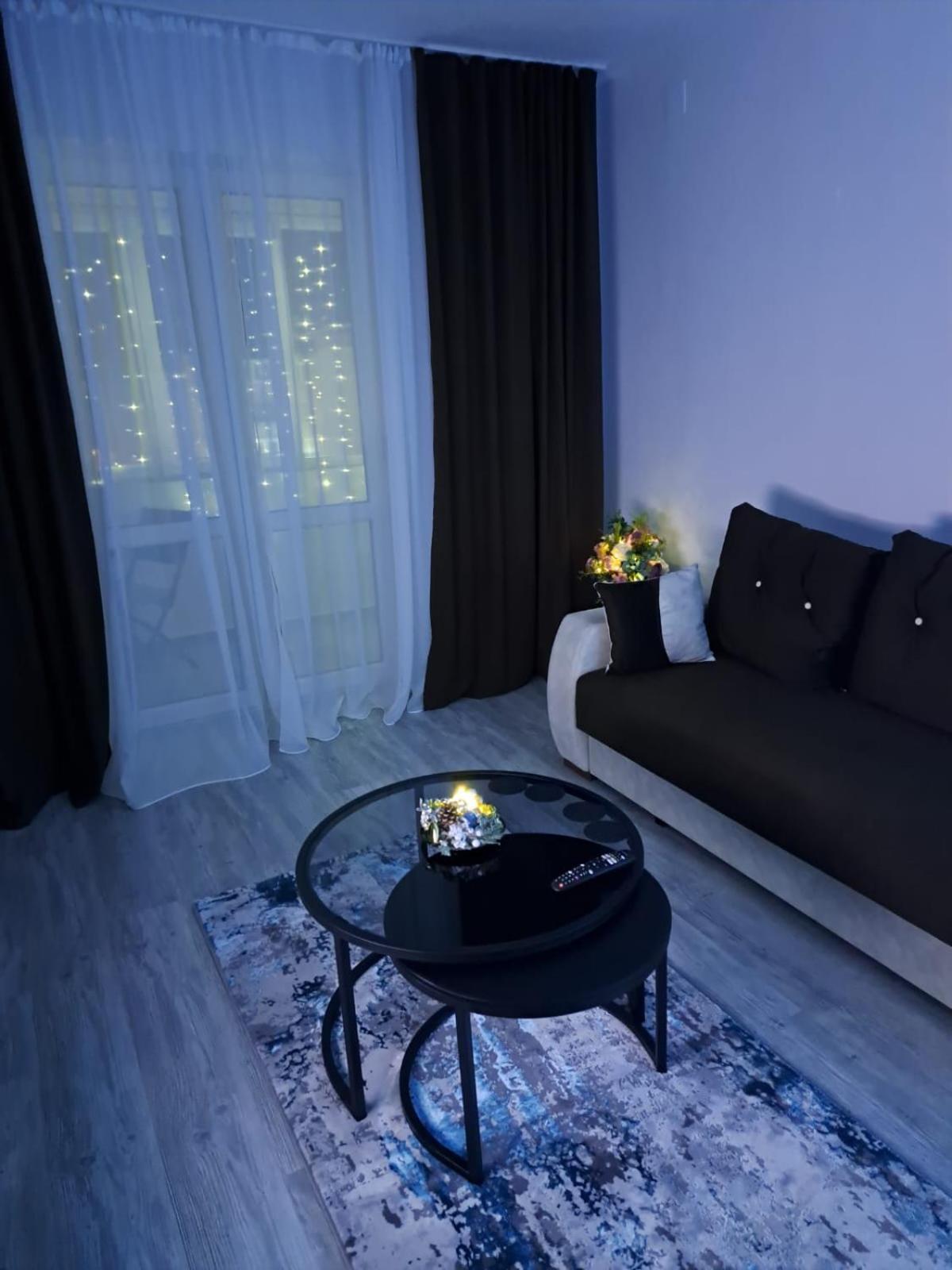 Apartament La Flo Hunedoara Exterior photo